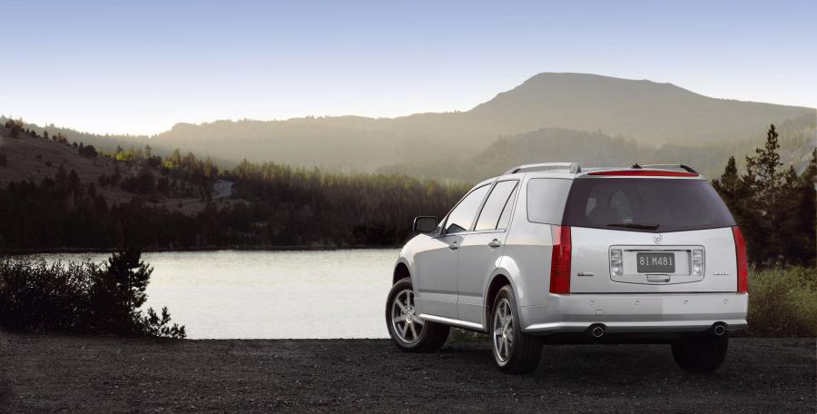  Cadillac SRX 2004 года  (фото 51 из 103)